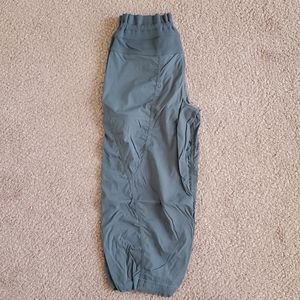 Size 6 Lulu Studio capris